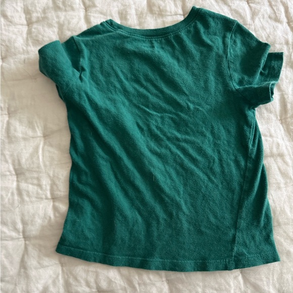 Old Navy Green Mountain 'Wild' Graphic Tee - Picture 3 of 3